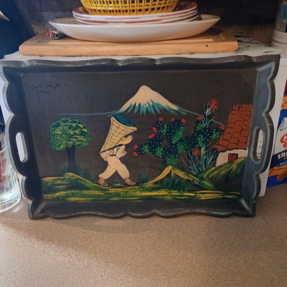 Vintage Handcrafted Decorative Tray with Scenic Mexico Artwork